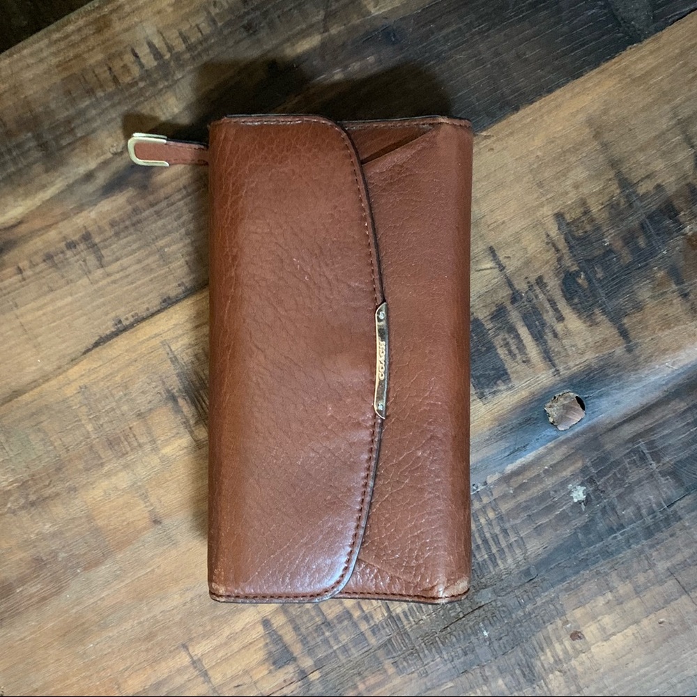Coach chestnut leather wallet